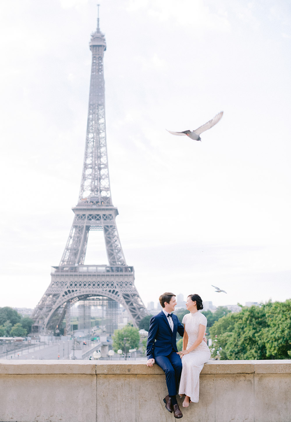 couple in paris 